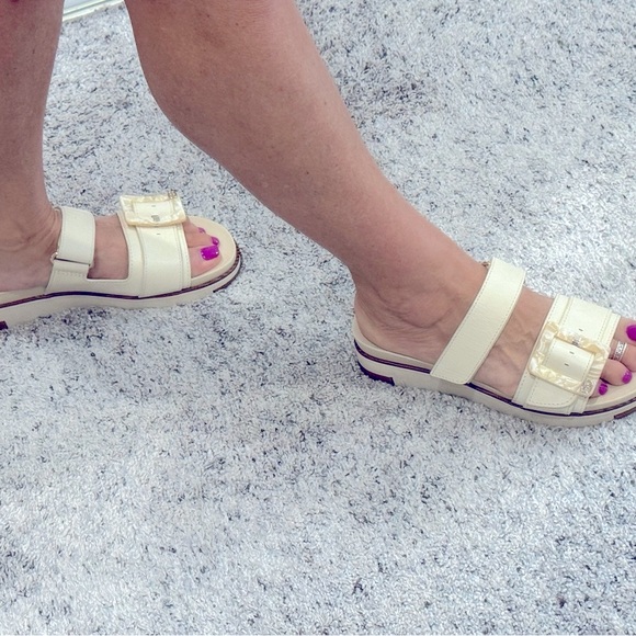 Sam Edelman Adrianna Slide Sandal With Stylish Velcro Staps - Picture 8 of 8